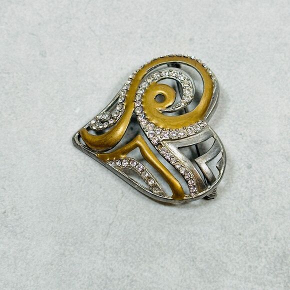 Chicos Brooch Heart Pave Rhinestone Open Work Scroll 2" Mixed Tone Pin Jewelry - Picture 4 of 6